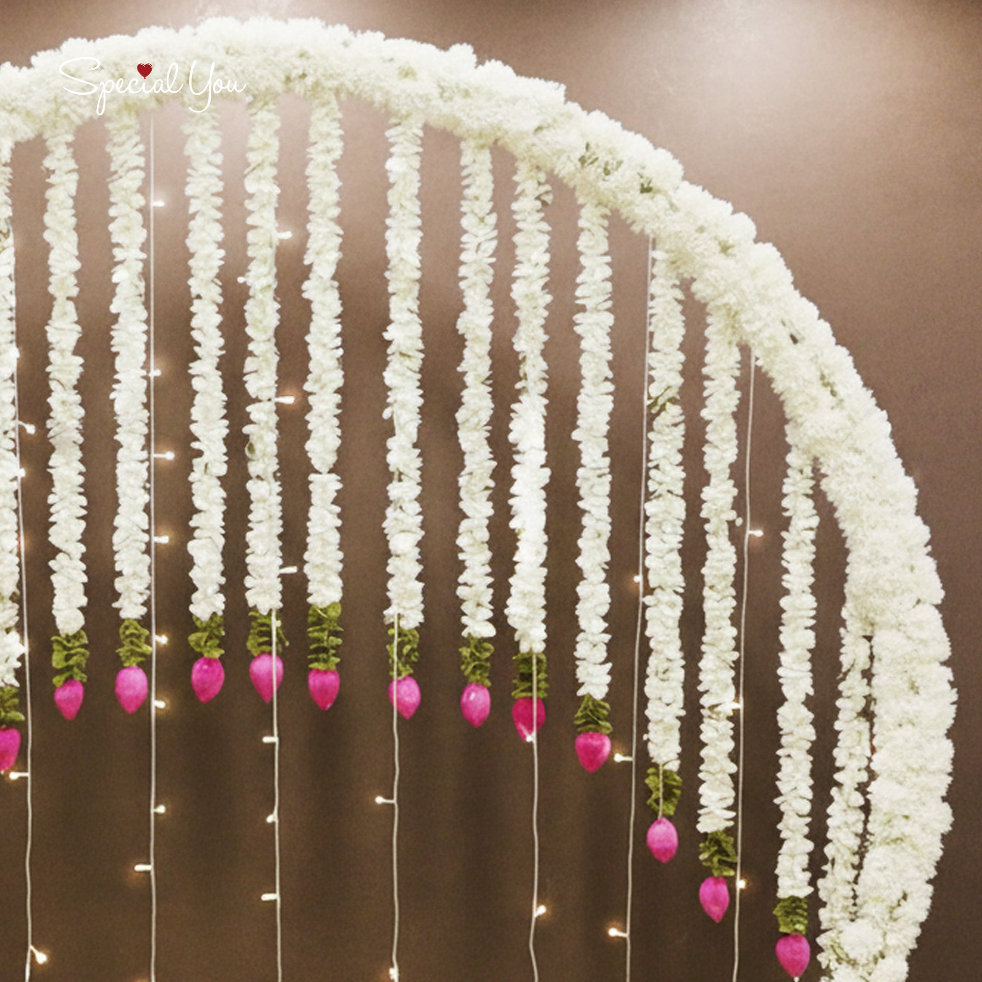 White Floral Ring Mehandi Decor