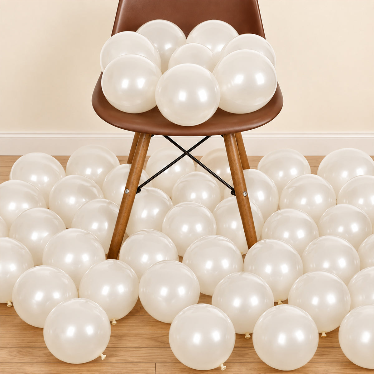50 Metallic White Balloons Kit