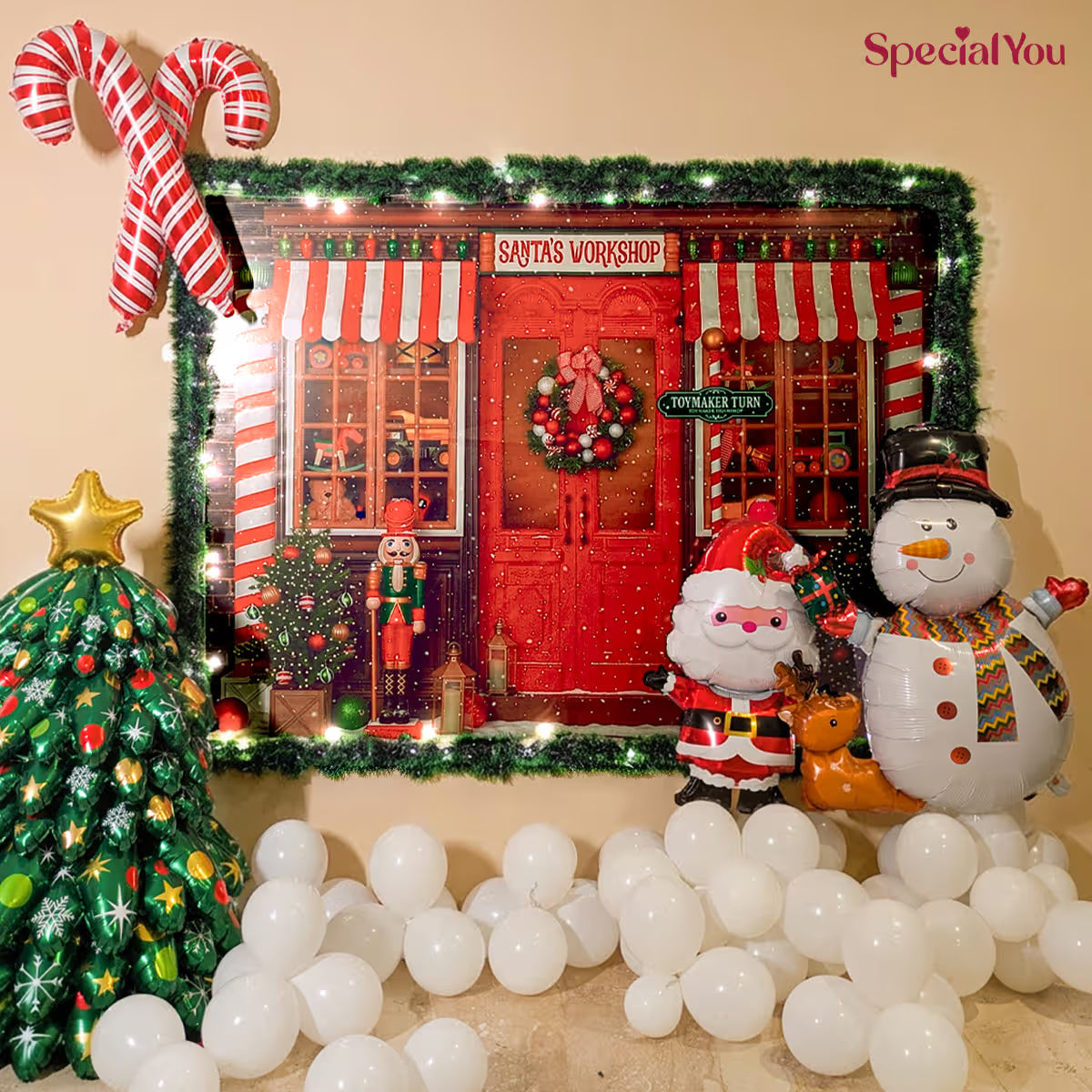 Santa Workshop Christmas Balloon Decor