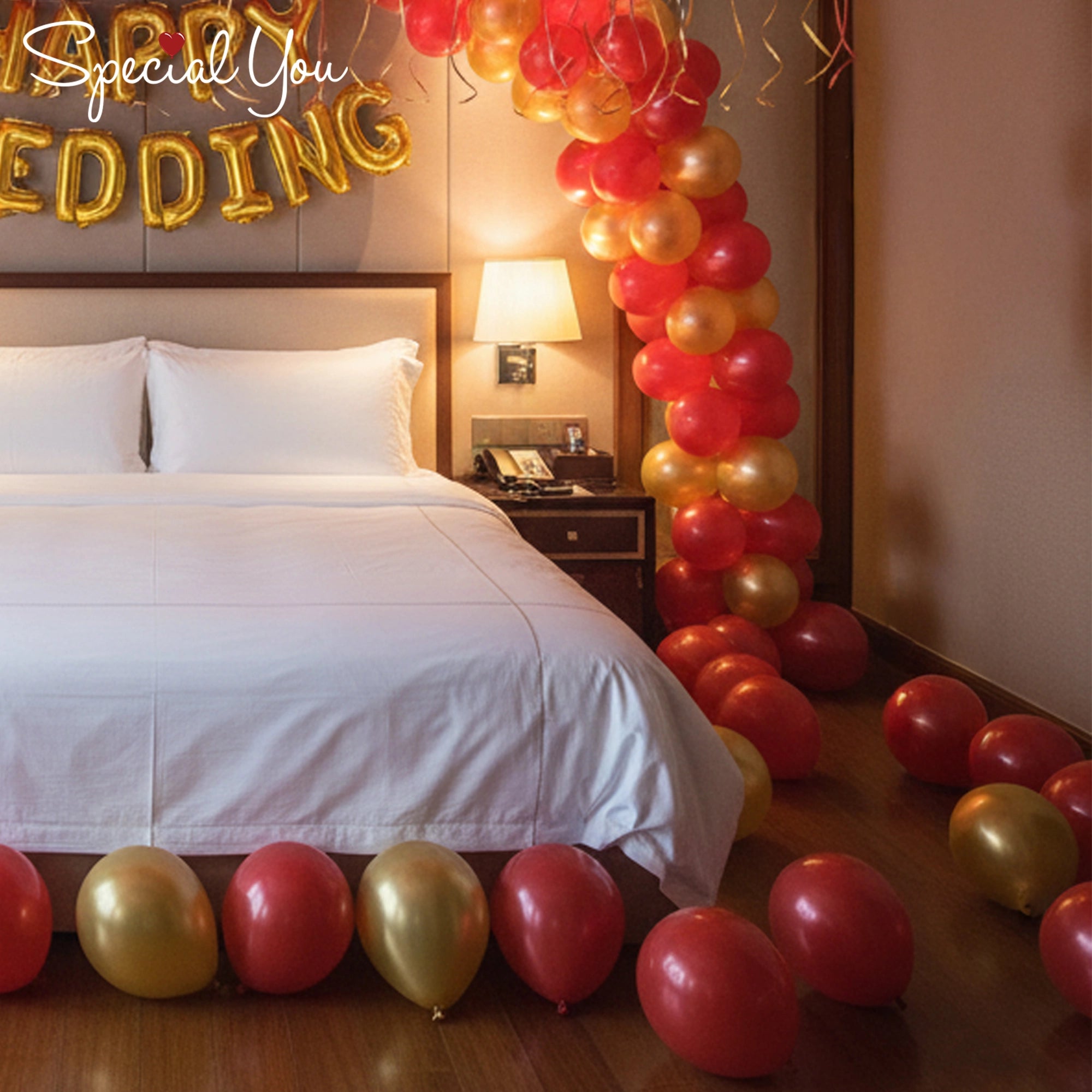 Happy Wedding Balloon Decor