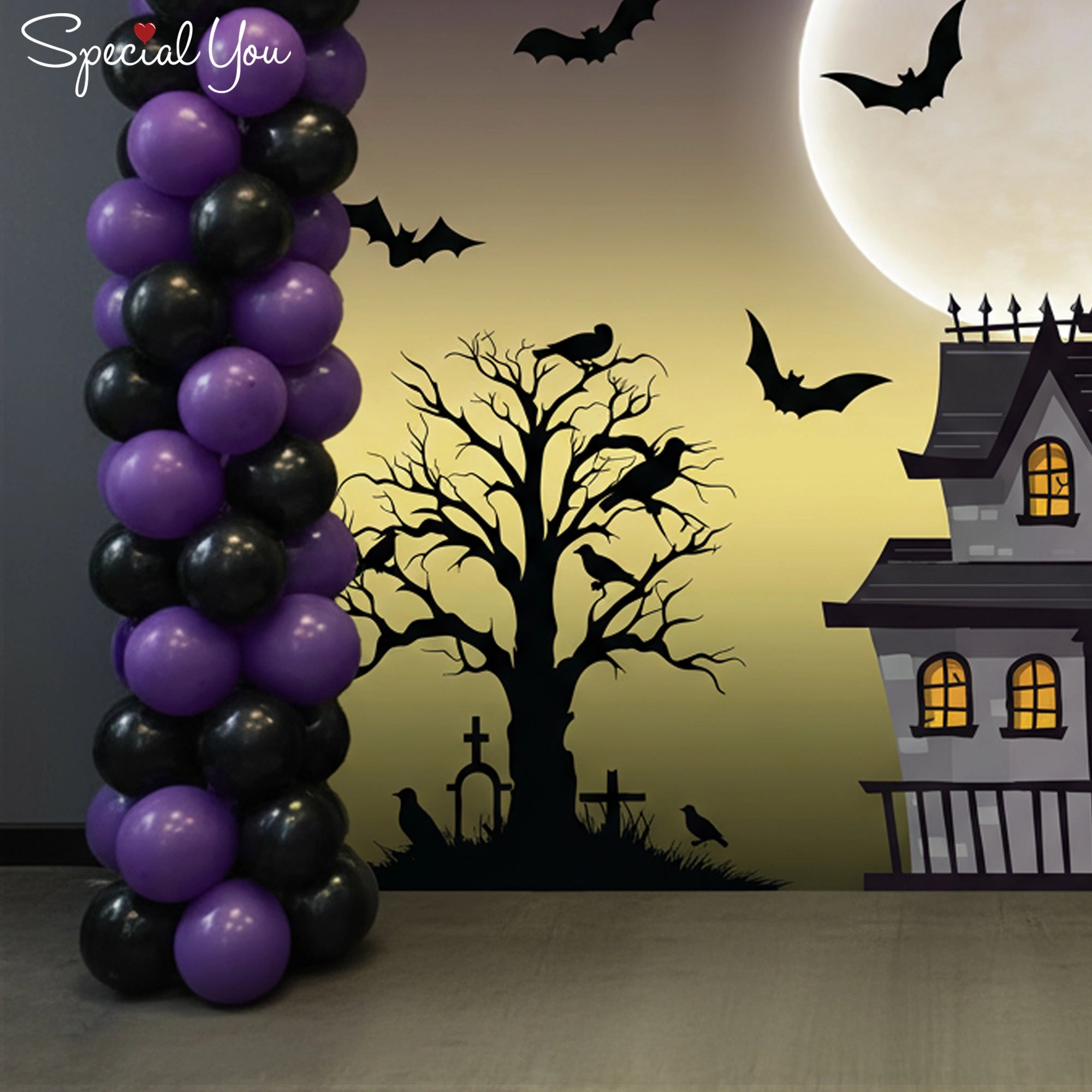 Halloween Haunted House Balloon Decor
