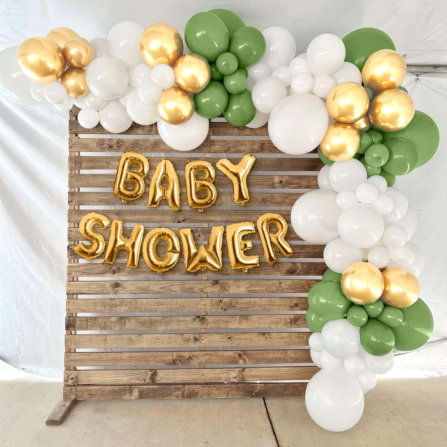Celebrate Baby shower with this decor kit