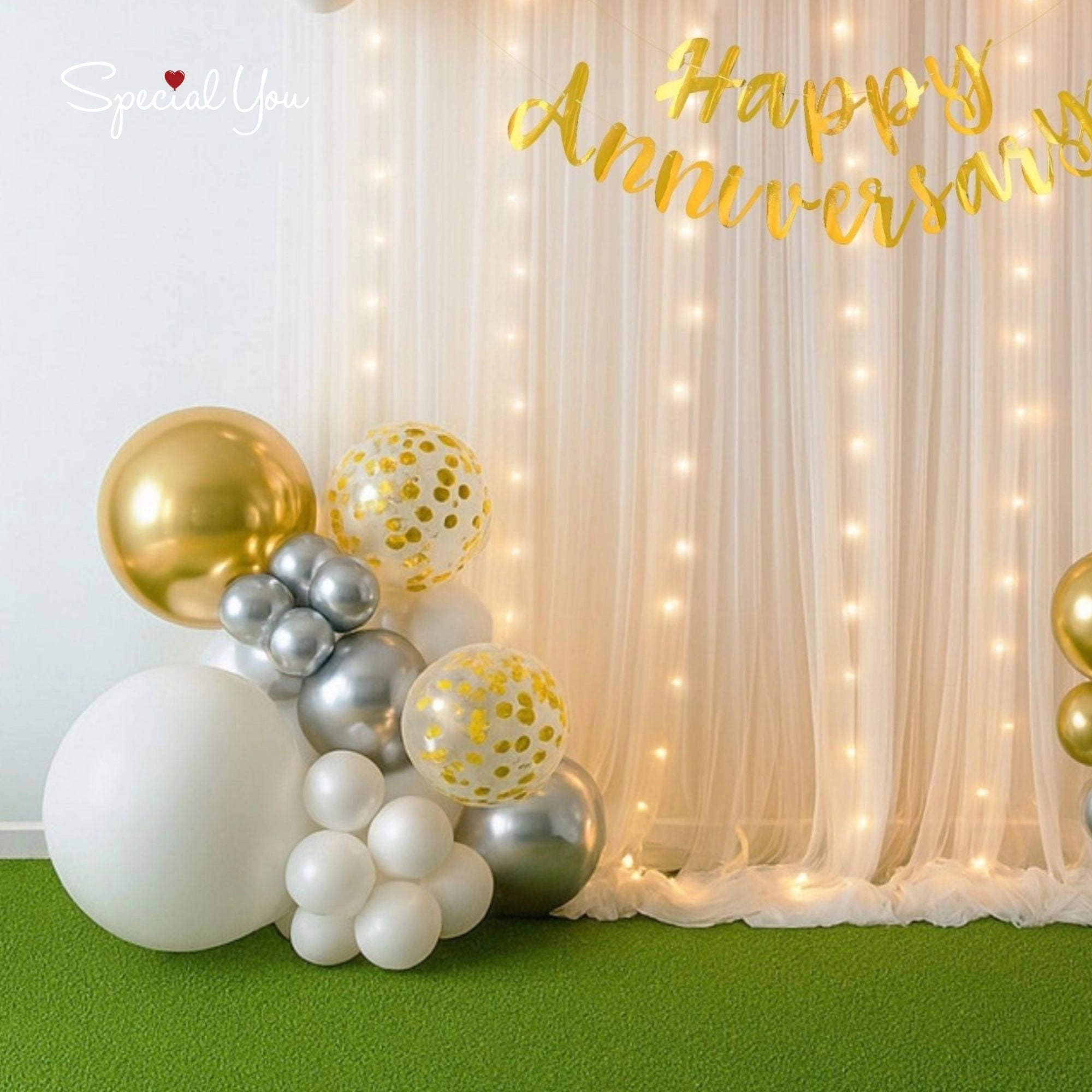 White & Gold Radiance Anniversary Decor