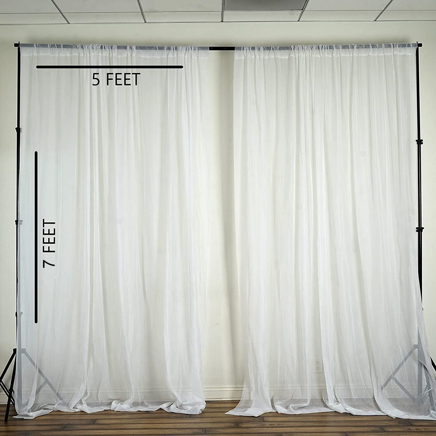 Canopy Tent for Decoration Curtain Cloth with Artificial Rose Vine