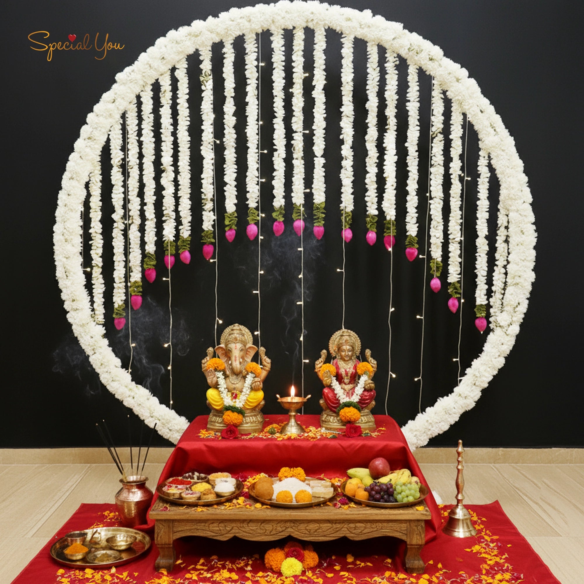 Elegant White Flower Ring Decor