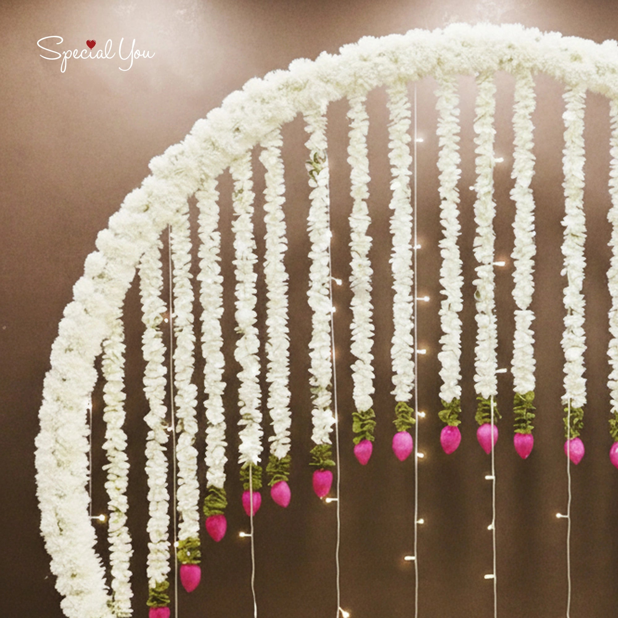 White Floral Ring Mehandi Decor