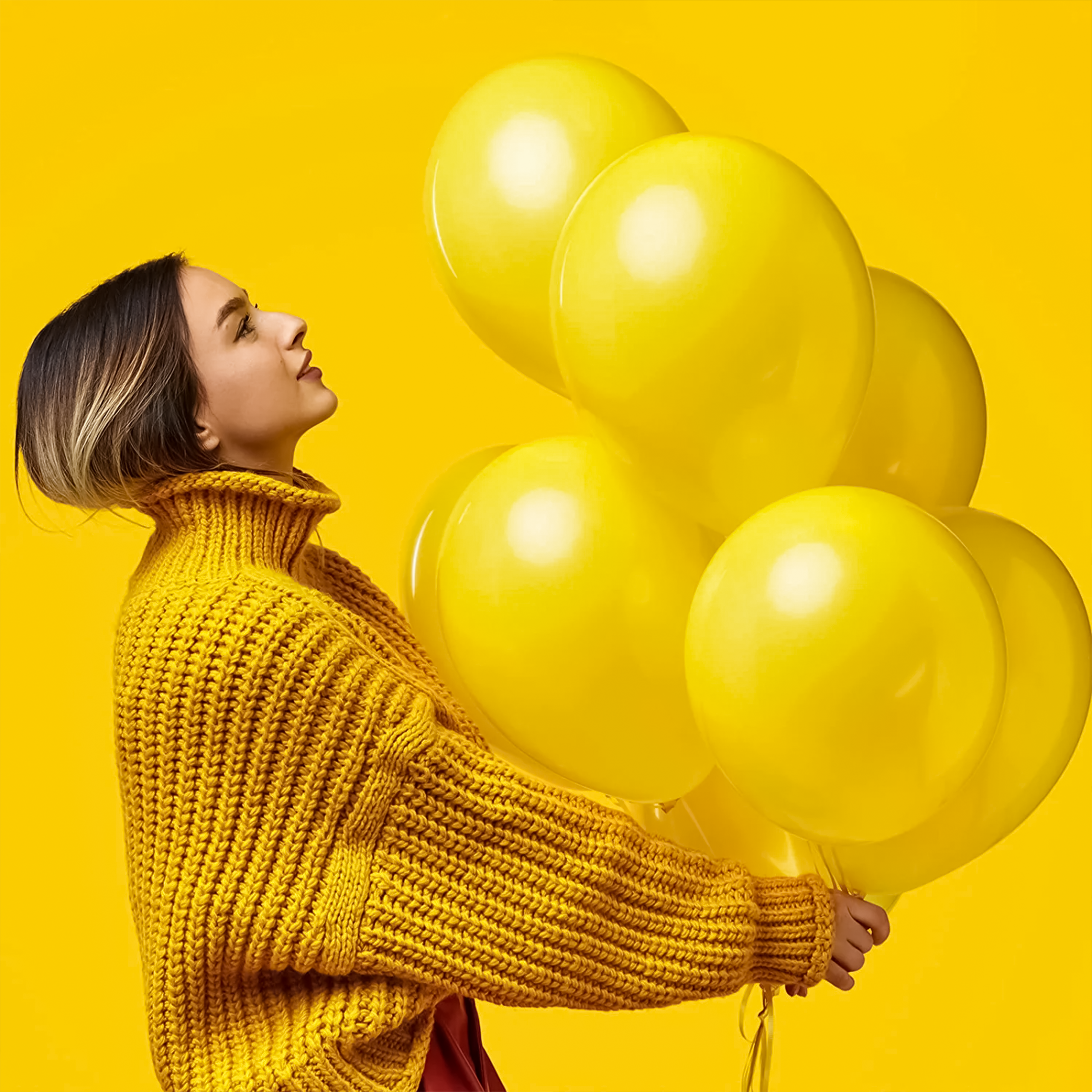 50 Metallic Yellow Balloons