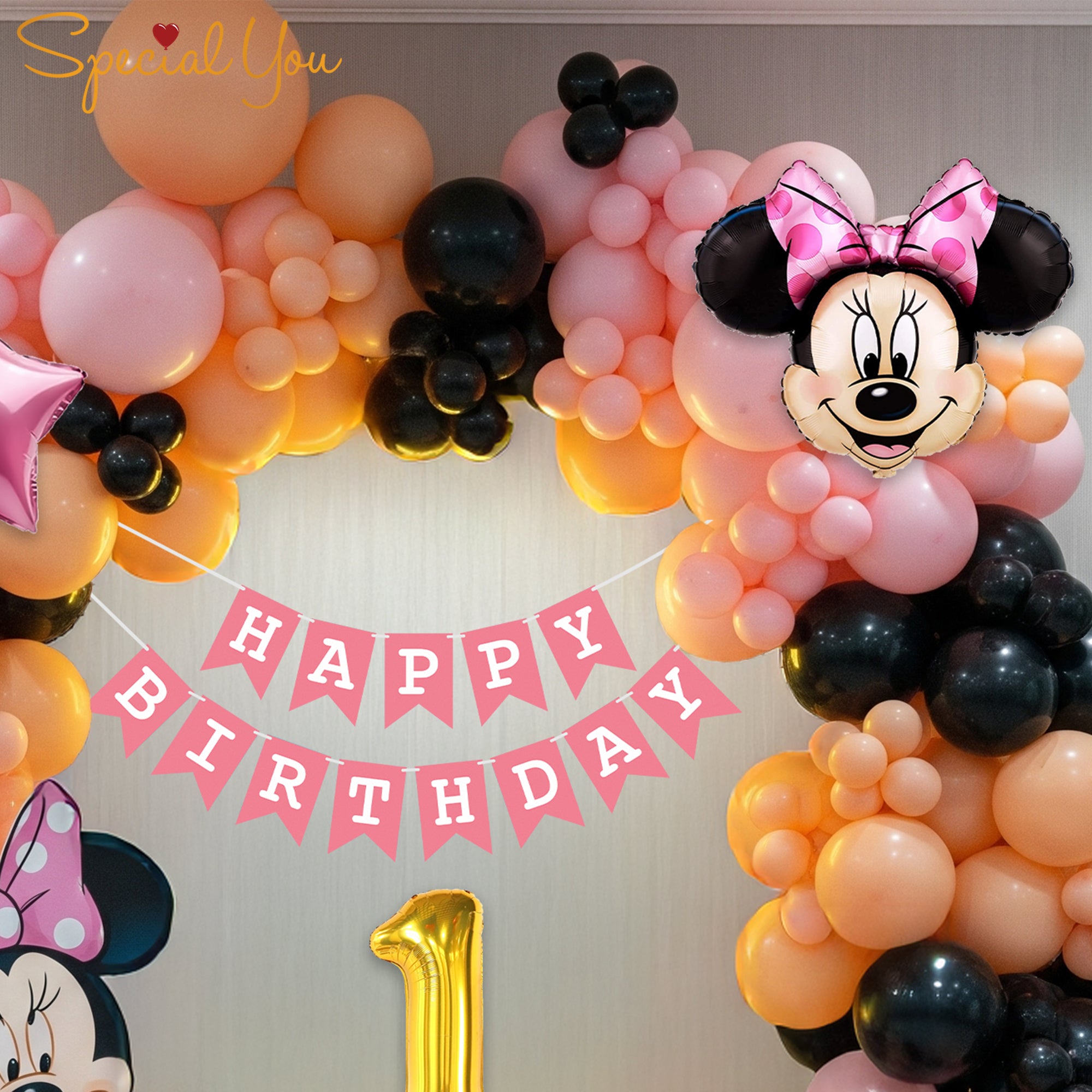 Minnie’s Magical Birthday Arch Decor