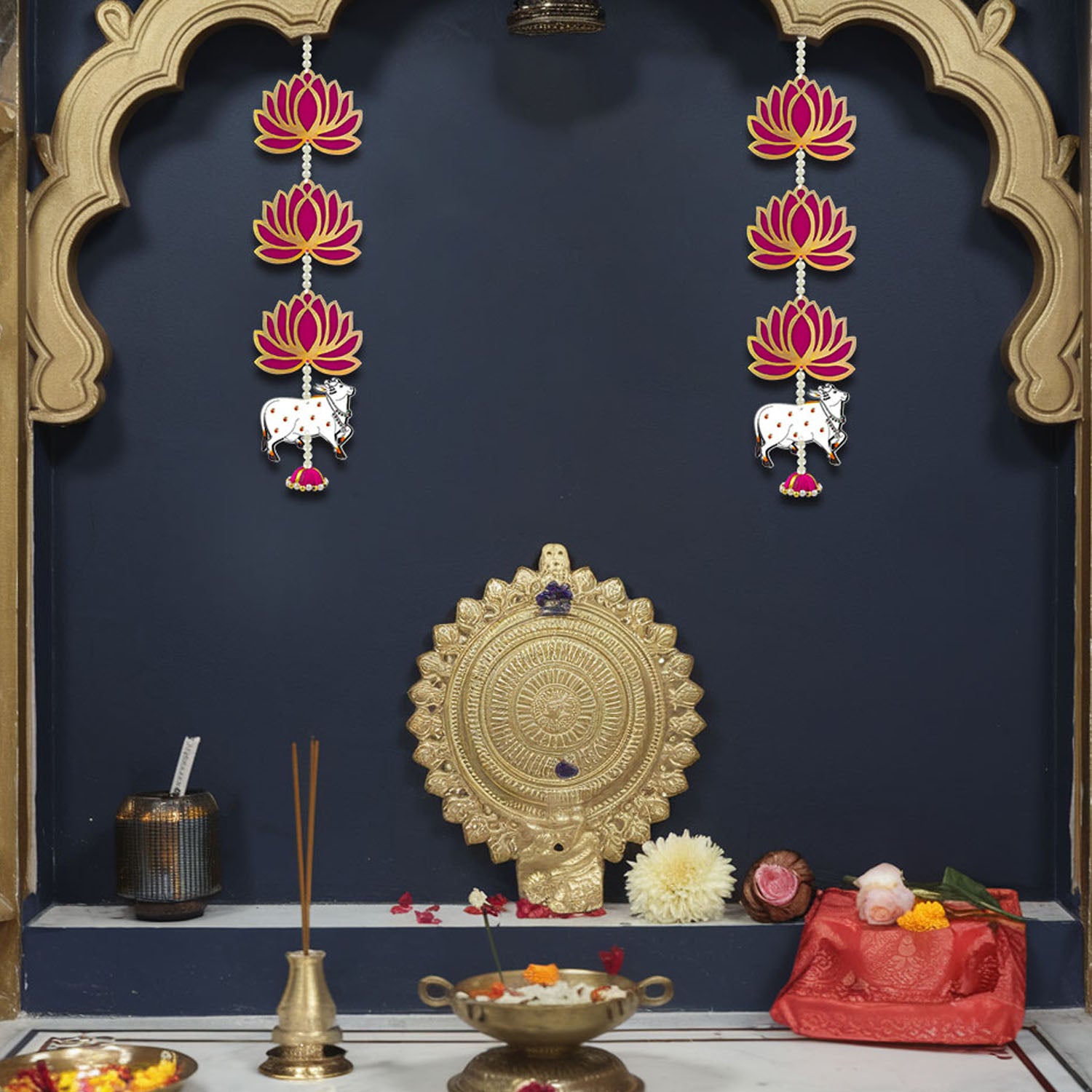 Lotus & Cow MDF Hanging for Decoration