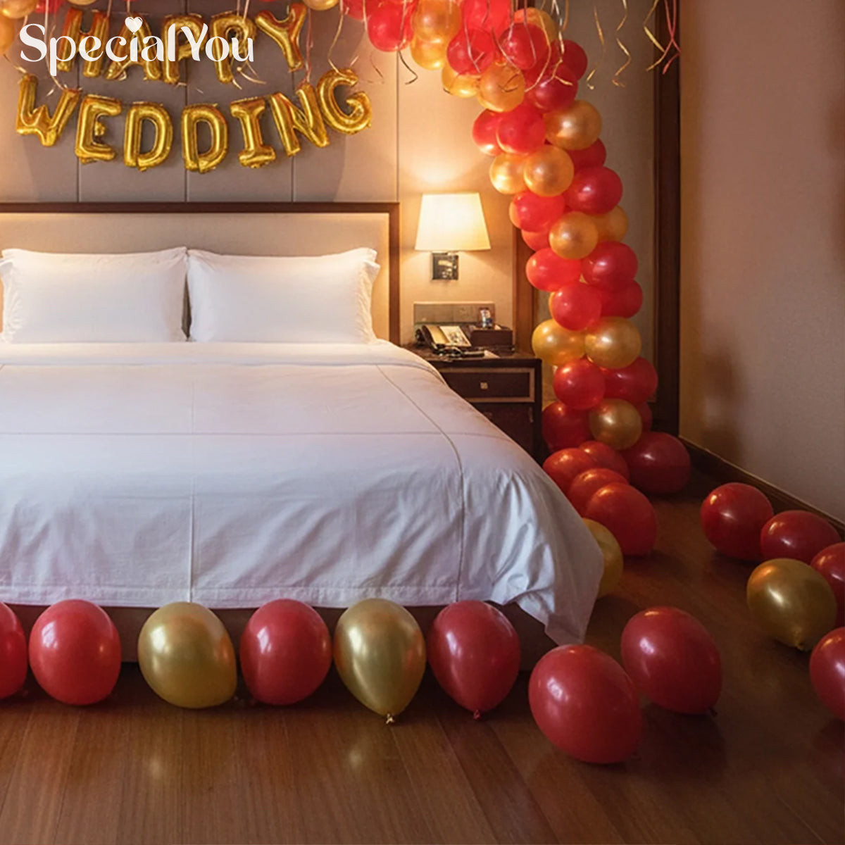 Happy Wedding Balloon Decor