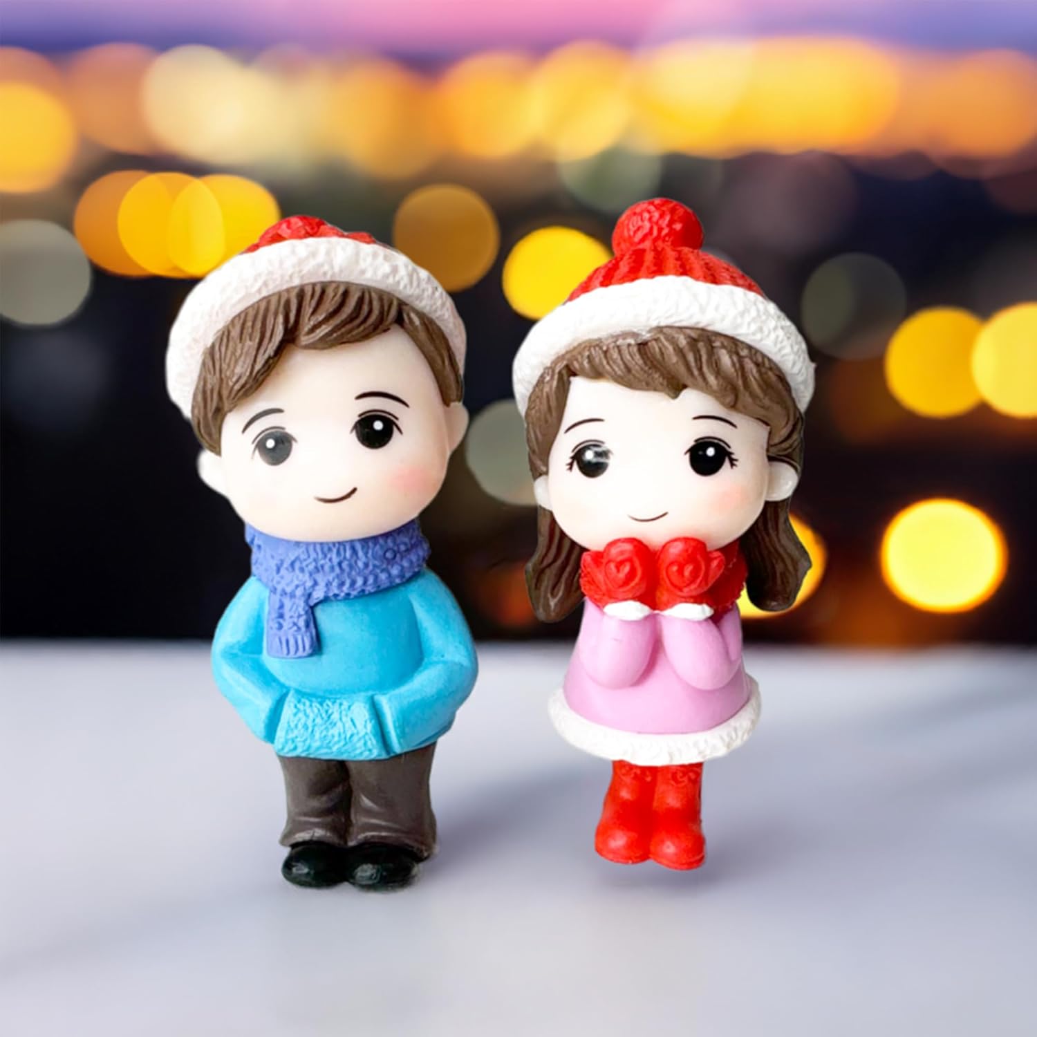 Winter couple Miniature