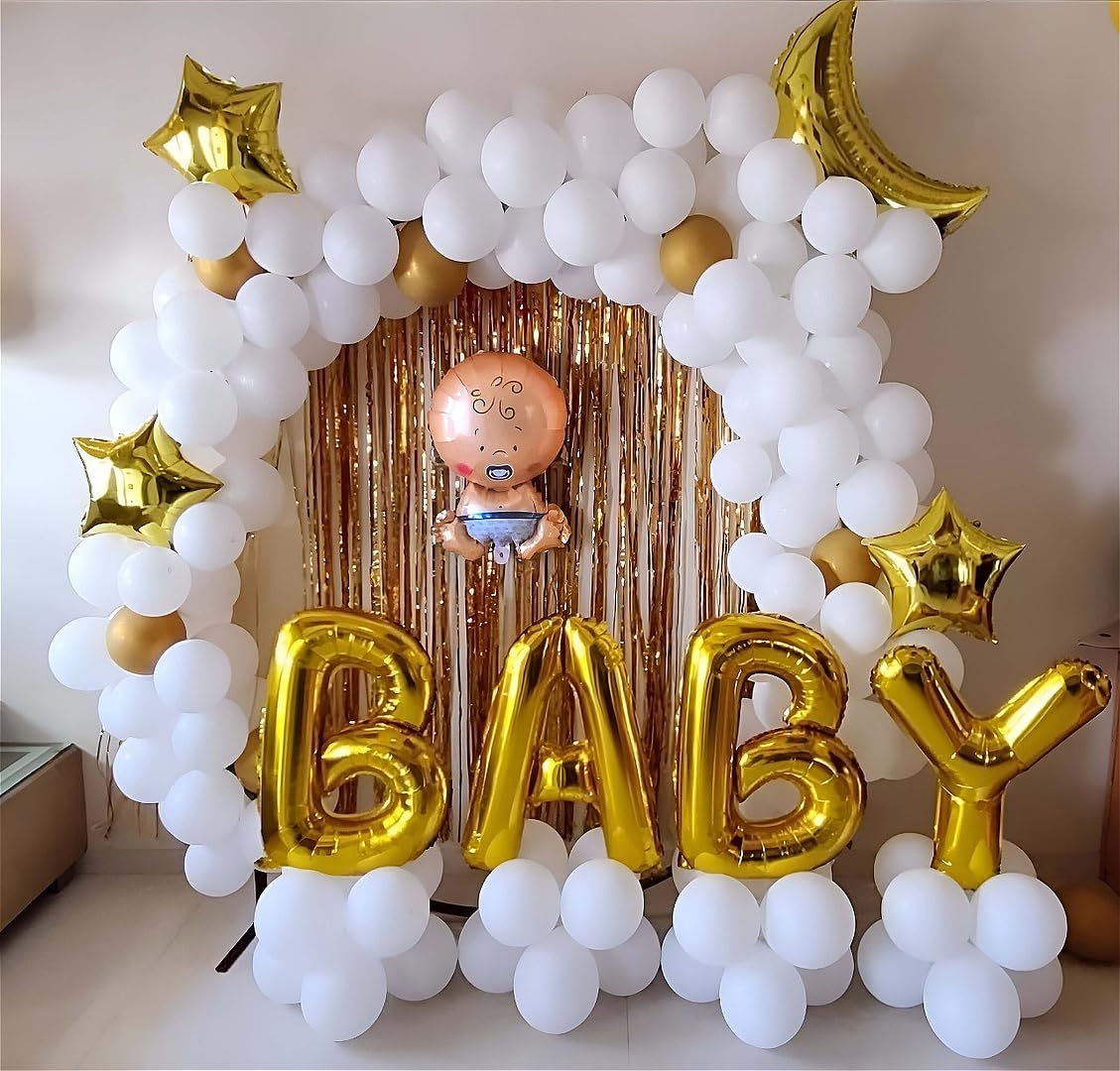 Welcome your little one with this decor kit