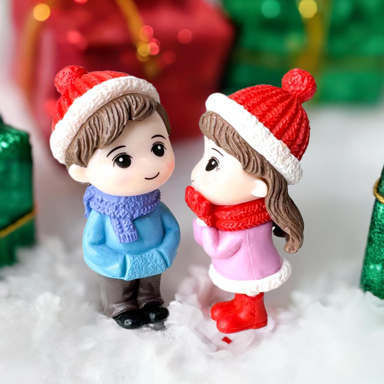 Winter couple Miniature