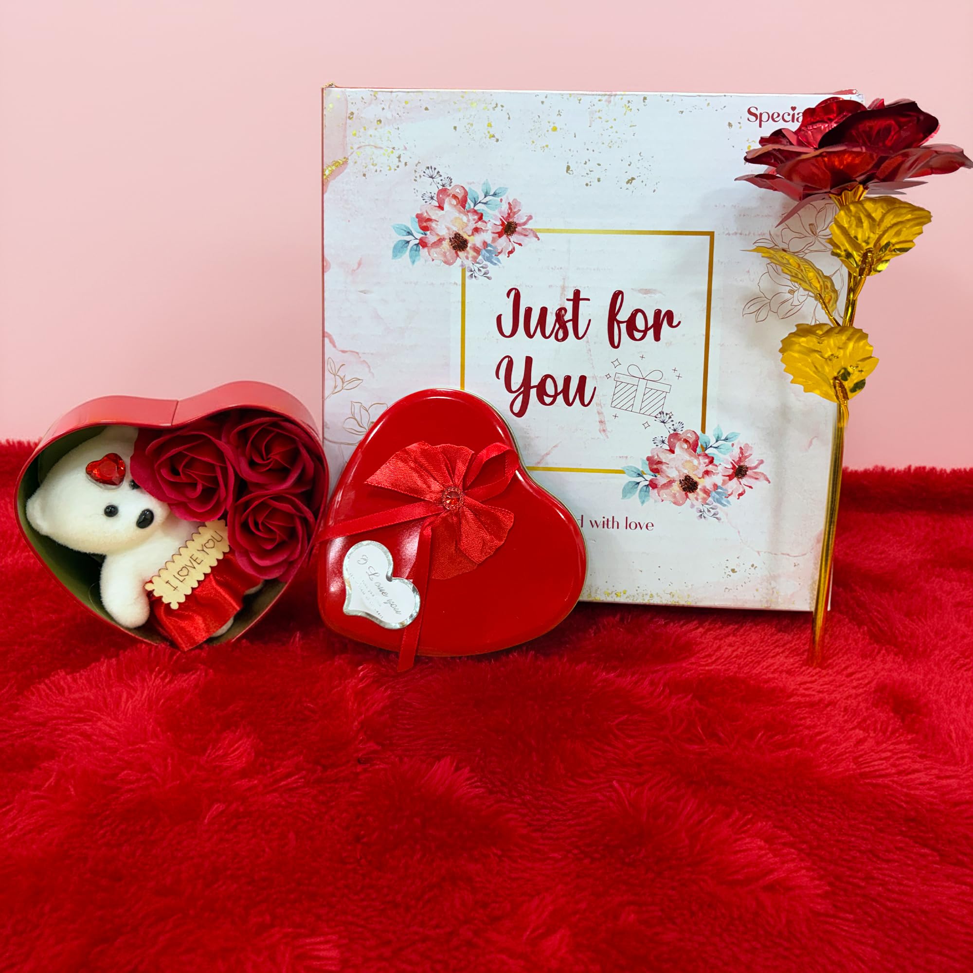 Teddy Box & Red Metal Rose