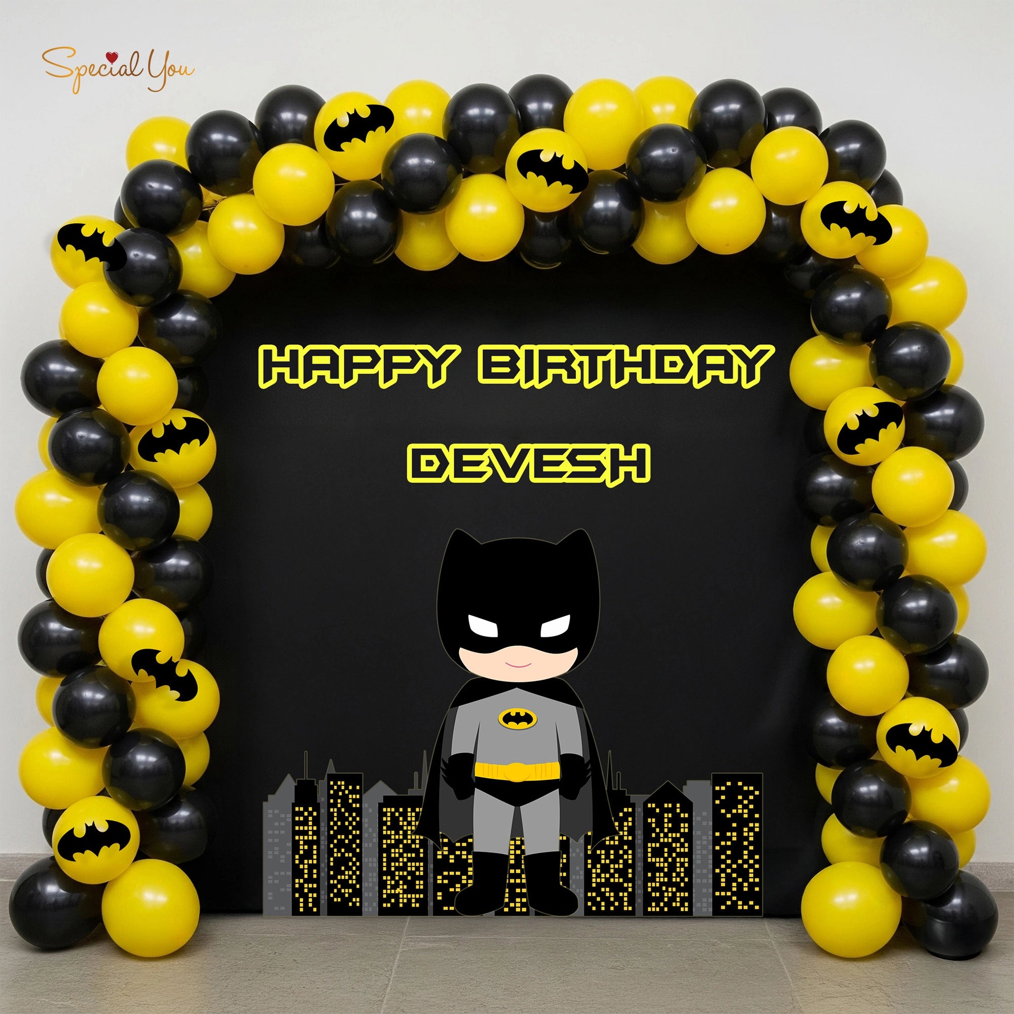 Batman Cityscape Balloon Decoration